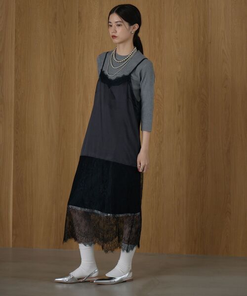 kivi（キヴィ）の「レース切り替えサテンOP（ワンピース・レディース・ブラウン/ブラック・FREE）」の4枚目の写真