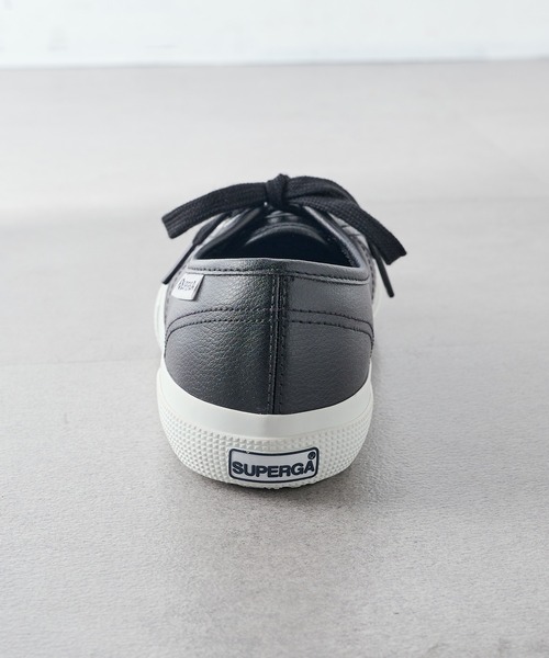 SUPERGA(スペルガ)の「【SUPERGA】3750 VEGAN TUMB MATERIAL LEATHER(スニーカー・レディース・ブラック/ホワイト・36/37/38/39)」の8枚目の写真