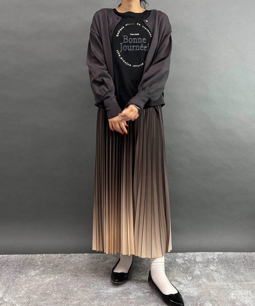 NICOLE white（ニコルホワイト）の「グラデーションプリーツスカート（スカート・レディース・ブラウン/ブラック・FREE）」の14枚目の写真