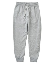 BILLABONG（ビラボン）の「BILLABONG キッズ EMBOSS LOGO PANT セットアップボトムス 【2025年秋冬モデル】/ビラボンキッズセットアップ対応ウエストゴムロゴスウェットジョガーパンツ（スウェットパンツ）」