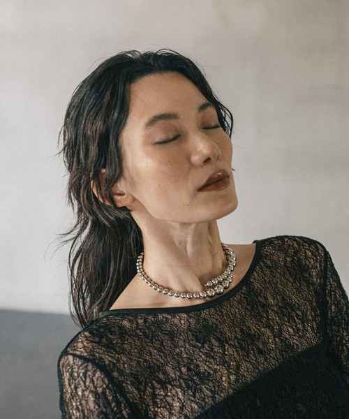 LEPSIM(レプシィム)の「《オフィスライン》メタルボールチョーカー 592485(ネックレス・レディース・シルバー・ONE SIZE)」の2枚目の写真