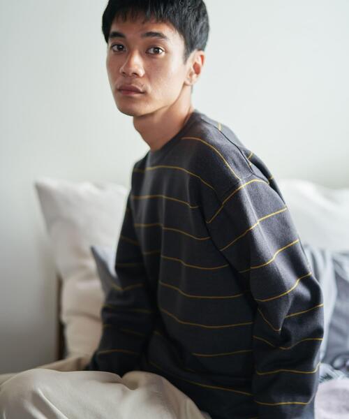 URBAN RESEARCH DOORS（アーバンリサーチドアーズ）の「『仁村紗和さん着用』『UR TECH 200日ニット』クルーネック（ニット/セーター・メンズ・チャコールグレー/オフホワイト/グレー系その他/ホワイト系その他/ブラウン・MEDIUM/LARGE/X-LARGE）」の9枚目の写真