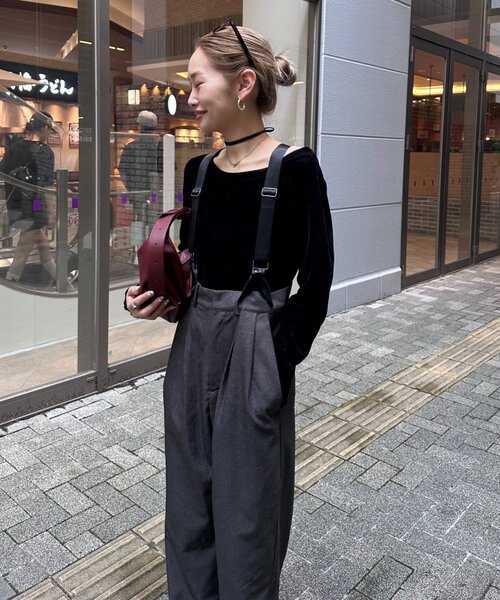 WILLOW(ウィロー)の「【WEB限定】【WILLOW】サスペンダー付きスラックス(サロペット/オーバーオール・レディース・グレー/ブラック・SMALL/MEDIUM)」の14枚目の写真