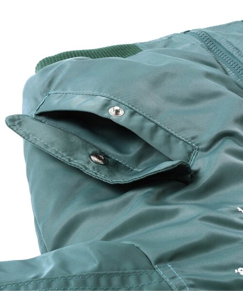 BREEZE(ブリーズ)の「【2WAY】リバーシブルダイナソーMA-1(MA-1・キッズ・カーキ・90/100/120/140)」の18枚目の写真