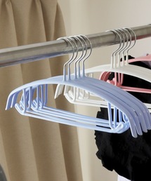 florist（フローリスト）の「【子供用・5本セット】滑らないキッズハンガー（収納グッズ）」