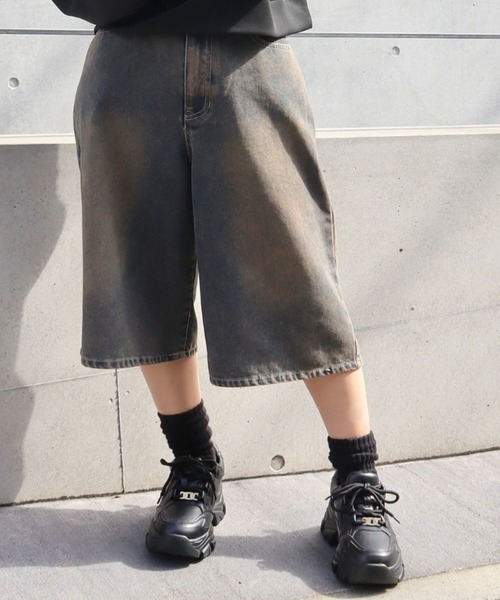 CECIL McBEE（セシルマクビー）の「デニムワイドハーフパンツ（デニムパンツ・レディース・ブラック/ブルー・LARGE/MEDIUM）」の12枚目の写真