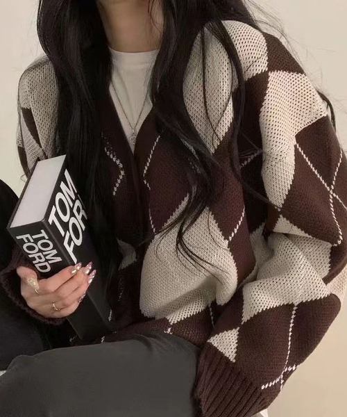 MAISON DE THERESE（メゾン ド テレーズ）の「ダイヤモンド柄のVネックカーディガン（カーディガン/ボレロ・レディース・ブルー/ベージュ/ブラウン・FREE）」の8枚目の写真