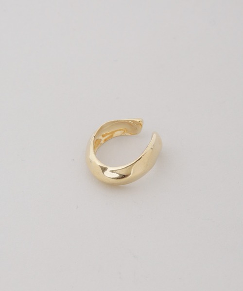 NANO universe(ナノユニバース)の「ウェーブデザインリング(リング・レディース・シルバー/ゴールド・F)」の4枚目の写真