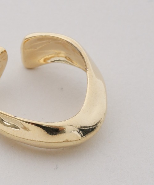 NANO universe(ナノユニバース)の「ウェーブデザインリング(リング・レディース・シルバー/ゴールド・F)」の6枚目の写真