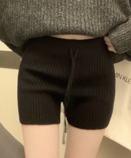 yuue' ( wear )（ユーイ）の「リブニットショートパンツ（その他パンツ・レディース・アイボリー/ブラック/グレー・FREE）」の13枚目の写真