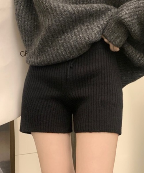 yuue' ( wear )（ユーイ）の「リブニットショートパンツ（その他パンツ・レディース・アイボリー/ブラック/グレー・FREE）」の12枚目の写真