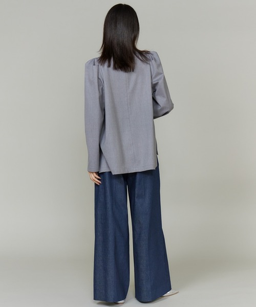 INED(イネド)の「【三尋木奈保コラボ】ギャバストレッチ盛り袖ブラウス(シャツ/ブラウス・レディース・グレー/ネイビー・11号/9号/7号)」の9枚目の写真