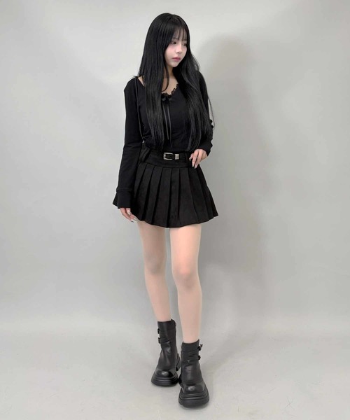 FOLLOWIN(フォロウィン)の「ベルト付きスエードプリーツミニスカート(スカート・レディース・ブラウン/ブラック・SMALL/MEDIUM)」の8枚目の写真