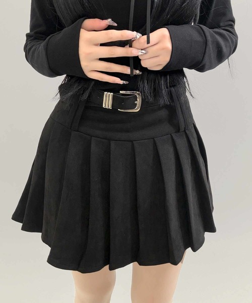 FOLLOWIN(フォロウィン)の「ベルト付きスエードプリーツミニスカート(スカート・レディース・ブラウン/ブラック・SMALL/MEDIUM)」の13枚目の写真