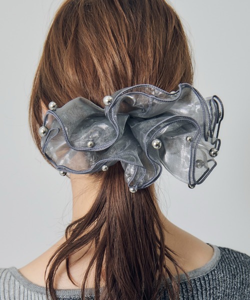 GOLDY（ゴールディ）の「スフィアー シアー フリル バレッタ（バレッタ/ヘアクリップ・レディース・ブラック系1/ブルー系1/ブラック系2/ブルー系2/ホワイト系2/ホワイト系1/パープル系2/ブラウン系1/ブラウン系2/グレー系2/パープル系1/グレー系1・FREE）」の7枚目の写真