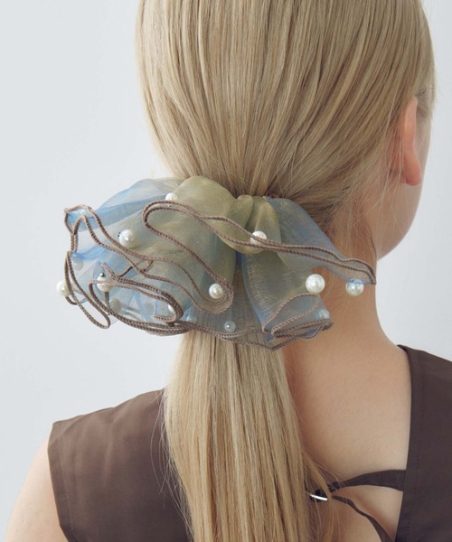 GOLDY（ゴールディ）の「スフィアー シアー フリル バレッタ（バレッタ/ヘアクリップ・レディース・ブラック系1/ブルー系1/ブラック系2/ブルー系2/ホワイト系2/ホワイト系1/パープル系2/ブラウン系1/ブラウン系2/グレー系2/パープル系1/グレー系1・FREE）」の10枚目の写真