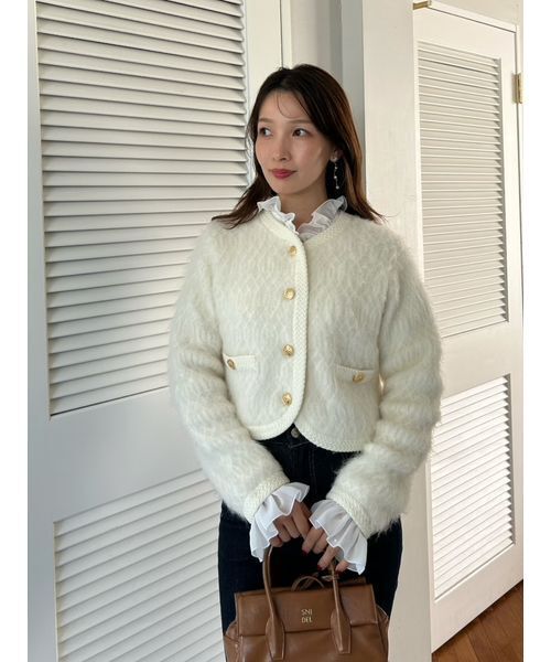 SNIDEL（スナイデル）の「ファーライクフリルニットジャケット（ノーカラージャケット・レディース・アイボリー/チャコールグレー/ピンク/ミント・F）」の18枚目の写真