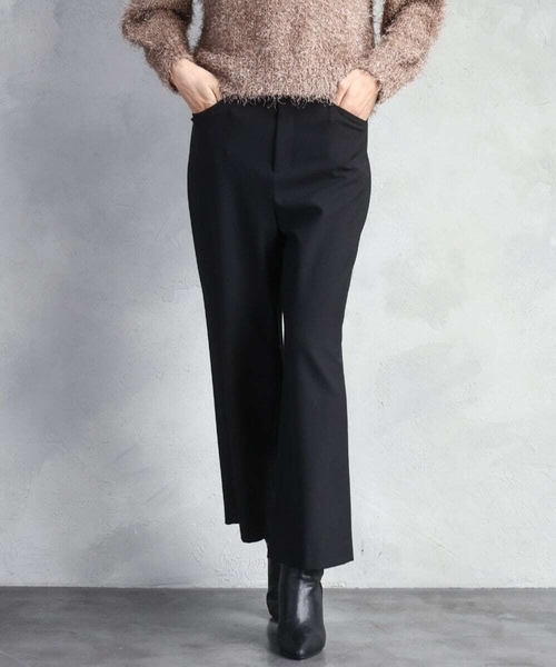 MICHEL KLEIN（ミッシェル・クラン）の「［定番人気/新色追加］裏起毛ワイドクロップドパンツ(機能素材)（その他パンツ・レディース・ブラック/アイボリー/ベージュ/ライトグレー・38）」の3枚目の写真