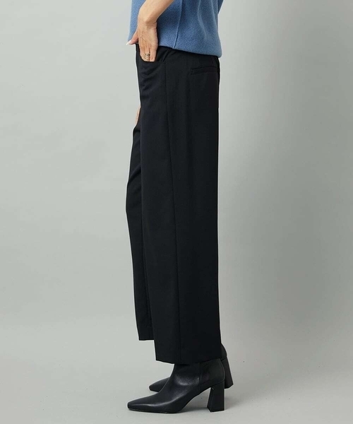 MICHEL KLEIN（ミッシェル・クラン）の「［定番人気/新色追加］裏起毛ワイドクロップドパンツ(機能素材)（その他パンツ・レディース・ブラック/アイボリー/ベージュ/ライトグレー・38）」の5枚目の写真