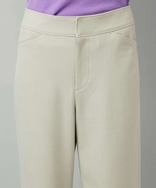 MICHEL KLEIN（ミッシェル・クラン）の「［定番人気/新色追加］裏起毛ワイドクロップドパンツ(機能素材)（その他パンツ・レディース・ブラック/アイボリー/ベージュ/ライトグレー・38）」の21枚目の写真