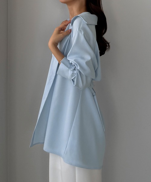 Louere(ルエレ)の「バックオープンシャツ(シャツ/ブラウス・レディース・ホワイト/ブラック/ブルー・SMALL/MEDIUM/LARGE/X-LARGE)」の19枚目の写真