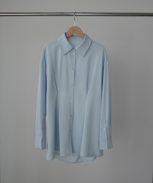 Louere(ルエレ)の「バックオープンシャツ(シャツ/ブラウス・レディース・ホワイト/ブラック/ブルー・SMALL/MEDIUM/LARGE/X-LARGE)」の22枚目の写真