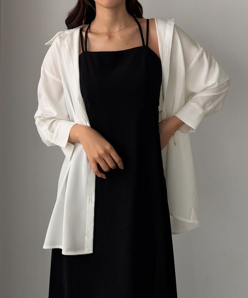 Louere(ルエレ)の「バックオープンシャツ(シャツ/ブラウス・レディース・ホワイト/ブラック/ブルー・SMALL/MEDIUM/LARGE/X-LARGE)」の8枚目の写真