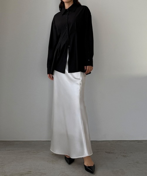 Louere(ルエレ)の「バックオープンシャツ(シャツ/ブラウス・レディース・ホワイト/ブラック/ブルー・SMALL/MEDIUM/LARGE/X-LARGE)」の13枚目の写真