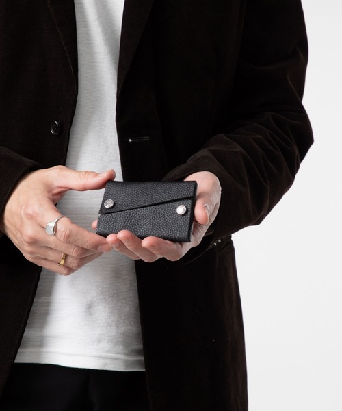 GUIONNET(ギオネ)の「GUIONNET 四方巡り ギオネ しほうめぐり 名刺入れ 簡易梱包(名刺入れ・メンズ・ブラック・FREE)」の13枚目の写真