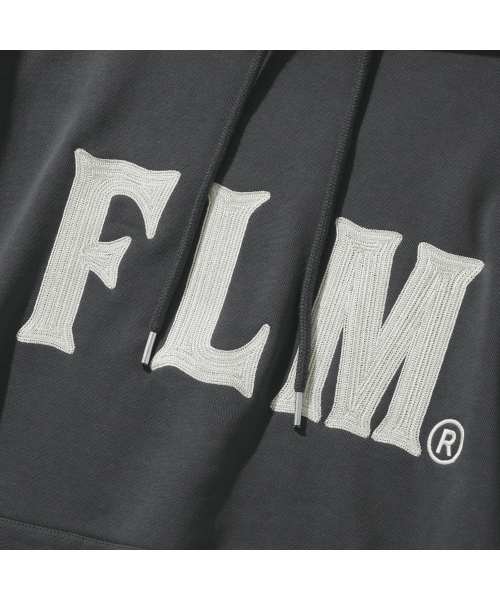 F.ILLUMINATE(フィルミネイト)の「FLM スティッチロゴフードパーカー-チャコール(パーカー・レディース・その他・SMALL/MEDIUM/LARGE)」の11枚目の写真