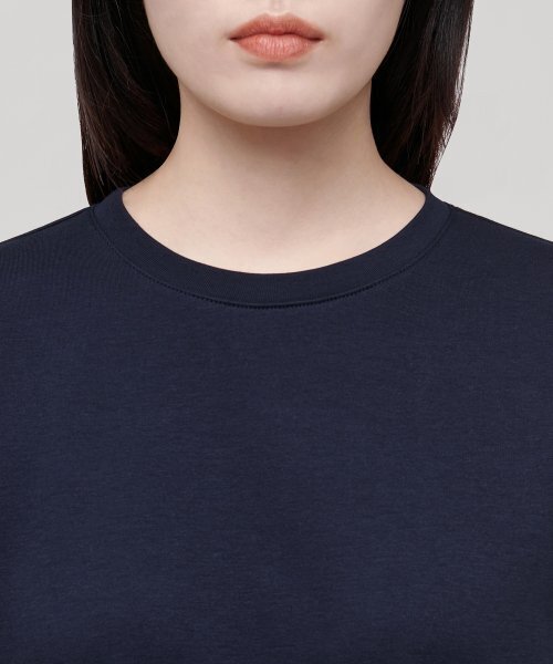 MUSINSA STANDARD WOMAN（ムシンサスタンダードウーマン）の「ウィメンズベーシッククルーネックTシャツ[ダークネイビー]（Tシャツ/カットソー・レディース・その他・SMALL/MEDIUM/X-SMALL/X-LARGE/LARGE）」の5枚目の写真