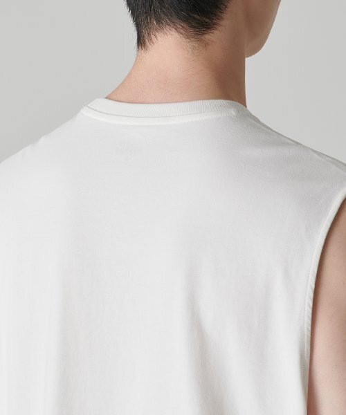 MUSINSA STANDARD（ムシンサスタンダード）の「[クールタンダード] リラックスドスリーブレスタップ [クリーム]（Tシャツ/カットソー・メンズ・その他・SMALL/MEDIUM/LARGE/X-LARGE/XX-LARGE/XXX-LARGE）」の4枚目の写真