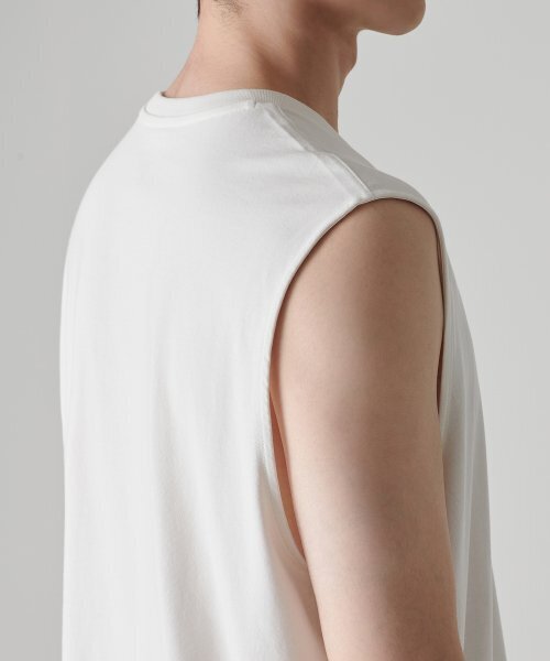 MUSINSA STANDARD（ムシンサスタンダード）の「[クールタンダード] リラックスドスリーブレスタップ [クリーム]（Tシャツ/カットソー・メンズ・その他・SMALL/MEDIUM/LARGE/X-LARGE/XX-LARGE/XXX-LARGE）」の5枚目の写真