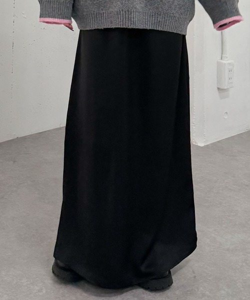 archives（アルシーヴ）の「サテンナロースカート（スカート・レディース・グレー/ブラック/アイボリー・MEDIUM）」の16枚目の写真
