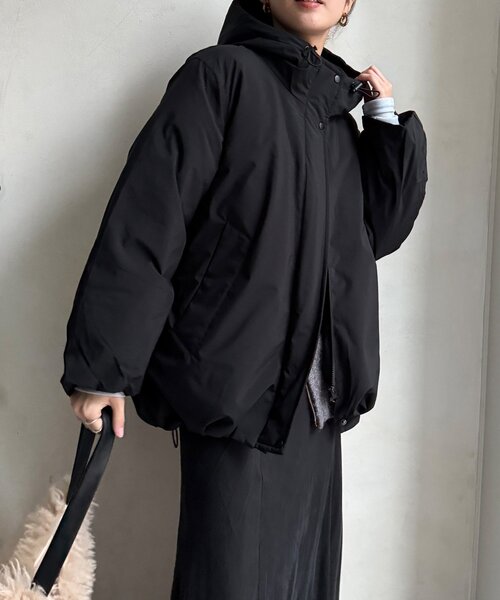 DouDou（ドゥドゥ）の「【WEB限定】フィルムタフタフーディーダウン（その他アウター・レディース・ベージュ/ブラック・FREE）」の10枚目の写真