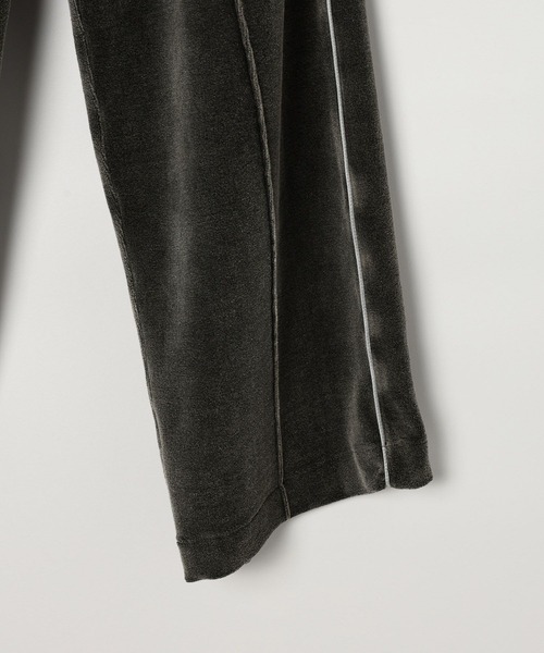 niko and...(ニコアンド)の「【WILLIAM B.ELIOTT】ベロアパンツ(スウェットパンツ・レディース・チャコール/パープル・MEDIUM/LARGE)」の13枚目の写真