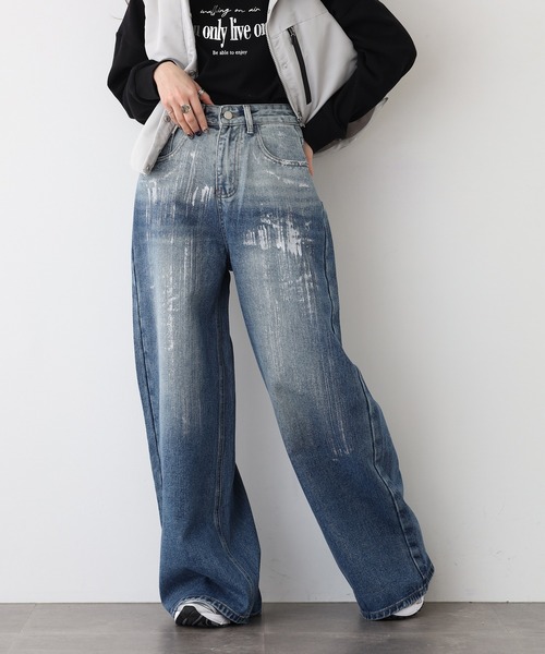 EGLANTINE(エグランティーヌ)の「EGLANTINE 箔プリントデニムパンツ(デニムパンツ・レディース・インディゴブルー・38)」の3枚目の写真