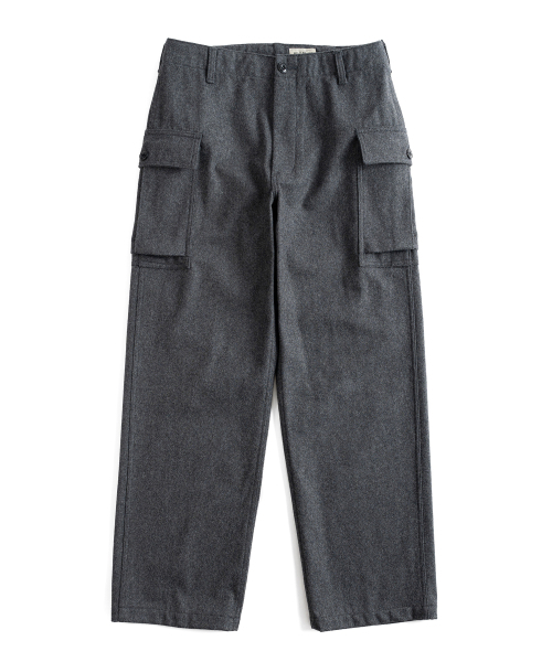 WILD BRICKS(ワイルドブリックス)の「W24 WOOL MILITARY PANTS (grey)(その他パンツ・メンズ・その他・MEDIUM/LARGE/X-LARGE)」の1枚目の写真