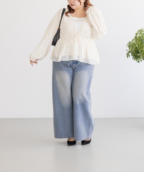 CLETTE(クレット)の「CLETTEオリジナルギャザーデザイン長袖レースブラウス(シャツ/ブラウス・レディース・アイボリー/ブラック・LL/3L/4L)」の6枚目の写真