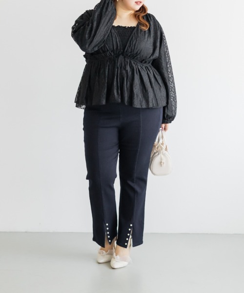 CLETTE(クレット)の「CLETTEオリジナルギャザーデザイン長袖レースブラウス(シャツ/ブラウス・レディース・アイボリー/ブラック・LL/3L/4L)」の13枚目の写真