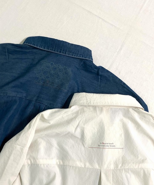 Q(キュー)の「デニムスキッパーシャツ(シャツ/ブラウス・レディース・アイボリー/ブルー・MEDIUM)」の5枚目の写真