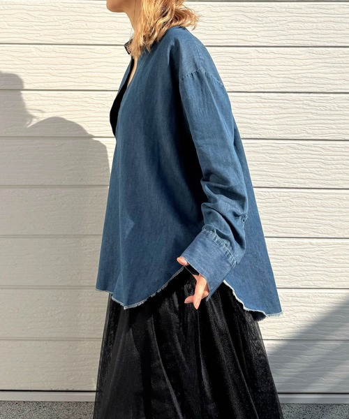 Q(キュー)の「デニムスキッパーシャツ(シャツ/ブラウス・レディース・アイボリー/ブルー・MEDIUM)」の20枚目の写真