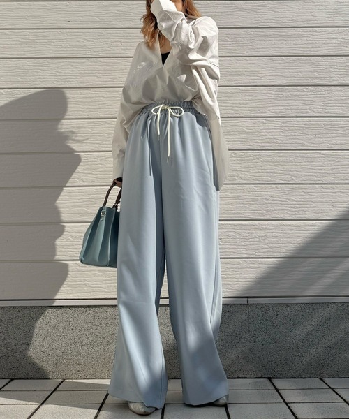 Q(キュー)の「デニムスキッパーシャツ(シャツ/ブラウス・レディース・アイボリー/ブルー・MEDIUM)」の18枚目の写真