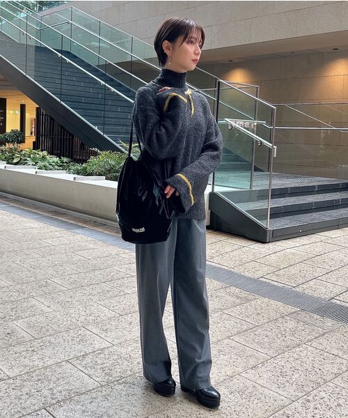 MACNI(マクニ)の「DRAWSTRING GLOSSY BACKPACK BLACK(バックパック/リュック・レディース・その他・FREE)」の10枚目の写真