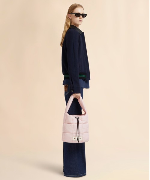 MARNI(マルニ)の「PUFF / バケットバッグ(ショルダーバッグ・レディース・ピンク/ブラック・ONE SIZE)」の9枚目の写真
