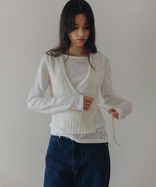 ANDNEEDS(アンドニーズ)の「Grace wrap bustier knit (cream)(ベスト・レディース・その他・FREE)」の4枚目の写真