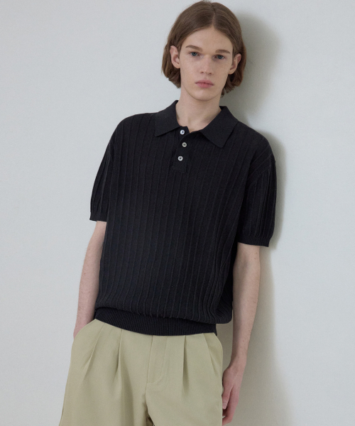 WEDNESDAY OASIS(ウェンズデーオアシス)の「クールウォッシャブルカラー ハーフシンボルニット_BLACK(WC25-KN21)(ニット/セーター・メンズ・ブラック・MEDIUM/LARGE)」の1枚目の写真