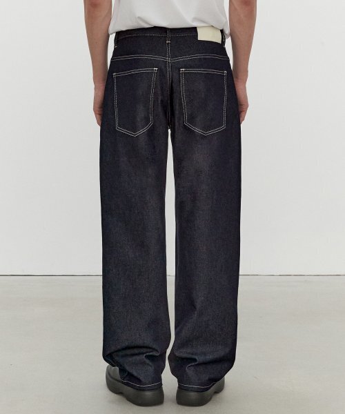 DECET(デケト)の「Deep Pleats Wide Jeans DCPT030CPIndigo(デニムパンツ・レディース・その他・34/32/30/26/28)」の5枚目の写真