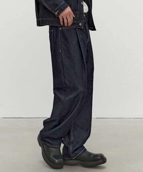 DECET(デケト)の「Deep Pleats Wide Jeans DCPT030CPIndigo(デニムパンツ・レディース・その他・34/32/30/26/28)」の7枚目の写真