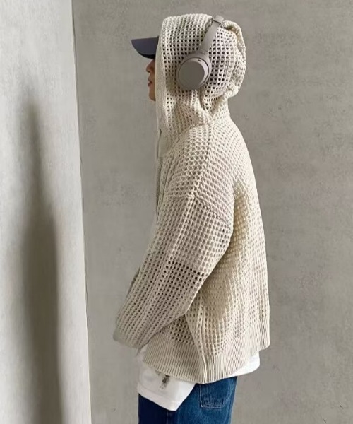 link lot(リンクロット)の「【UNISEX】フィンガーホール付き メッシュニット ジップアップ パーカー(パーカー・メンズ・アイボリー/ブラック・F)」の5枚目の写真